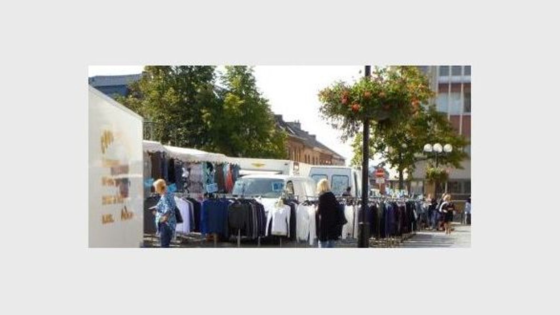 Marché de retour à La Louvière - rtbf.be