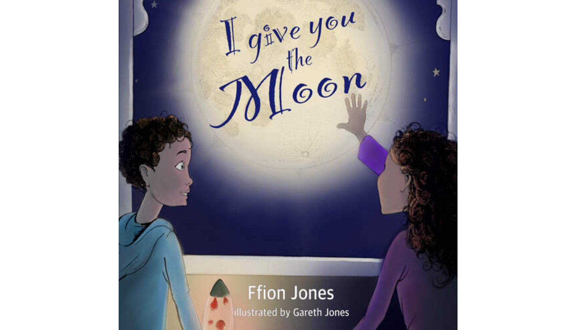"I Give You The Moon" est une histoire spéciale inspirée par un jeune garçon décédé d’une tumeur au cerveau et par sa jeune sœur Leyla. Baran Akarca, âgé de huit ans, est décédé en janvier. Il était atteint d’un cancer rare depuis l’âge de deux ans seulem