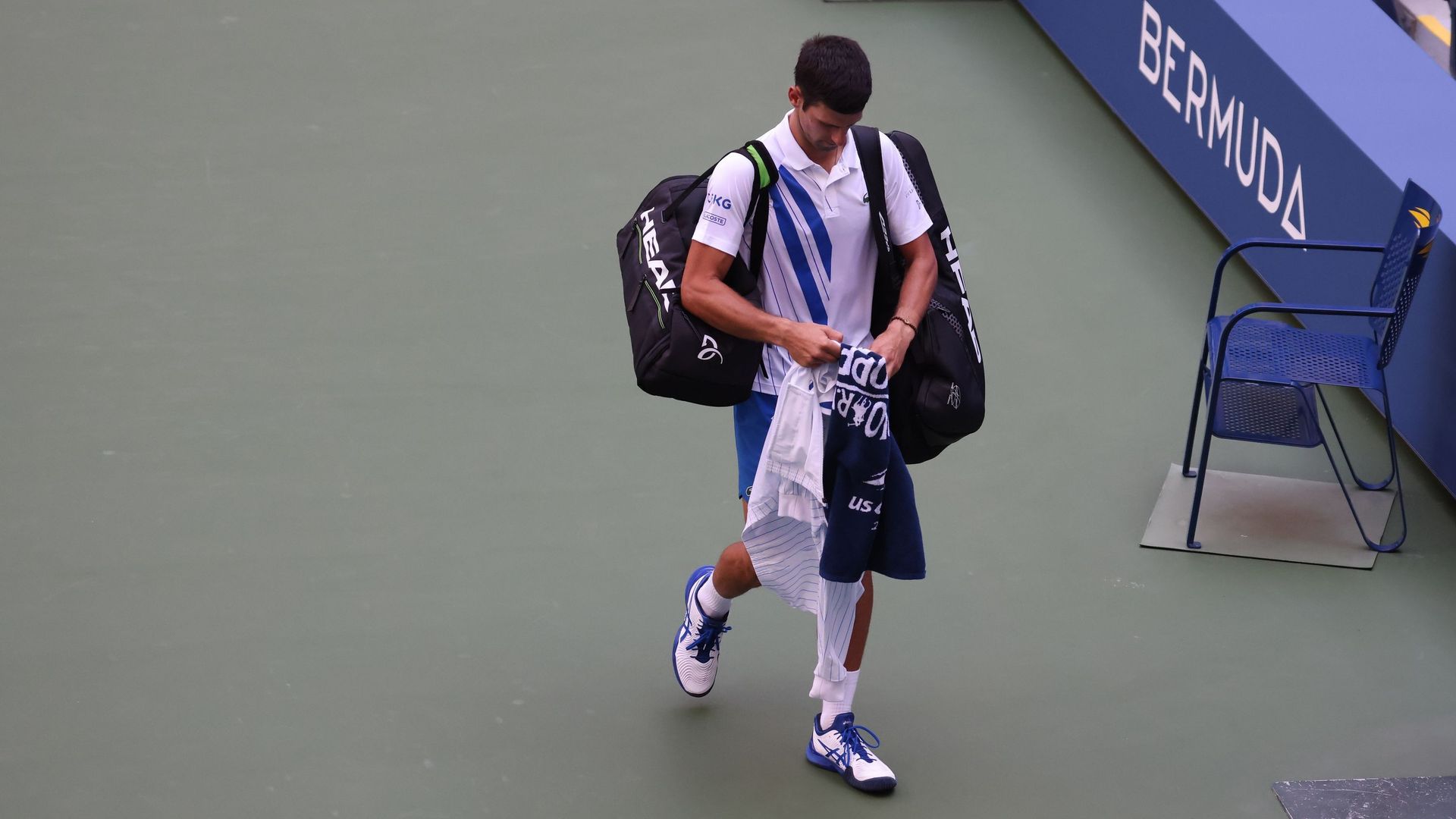 Novak Djokovic, arrivé à Rome pour disputer le Masters 1000, a confié lundi sa hâte de retrouver les courts après sa disqualification spectaculaire à l’US Open pour avoir involontairement lancé une balle sur une juge de ligne.