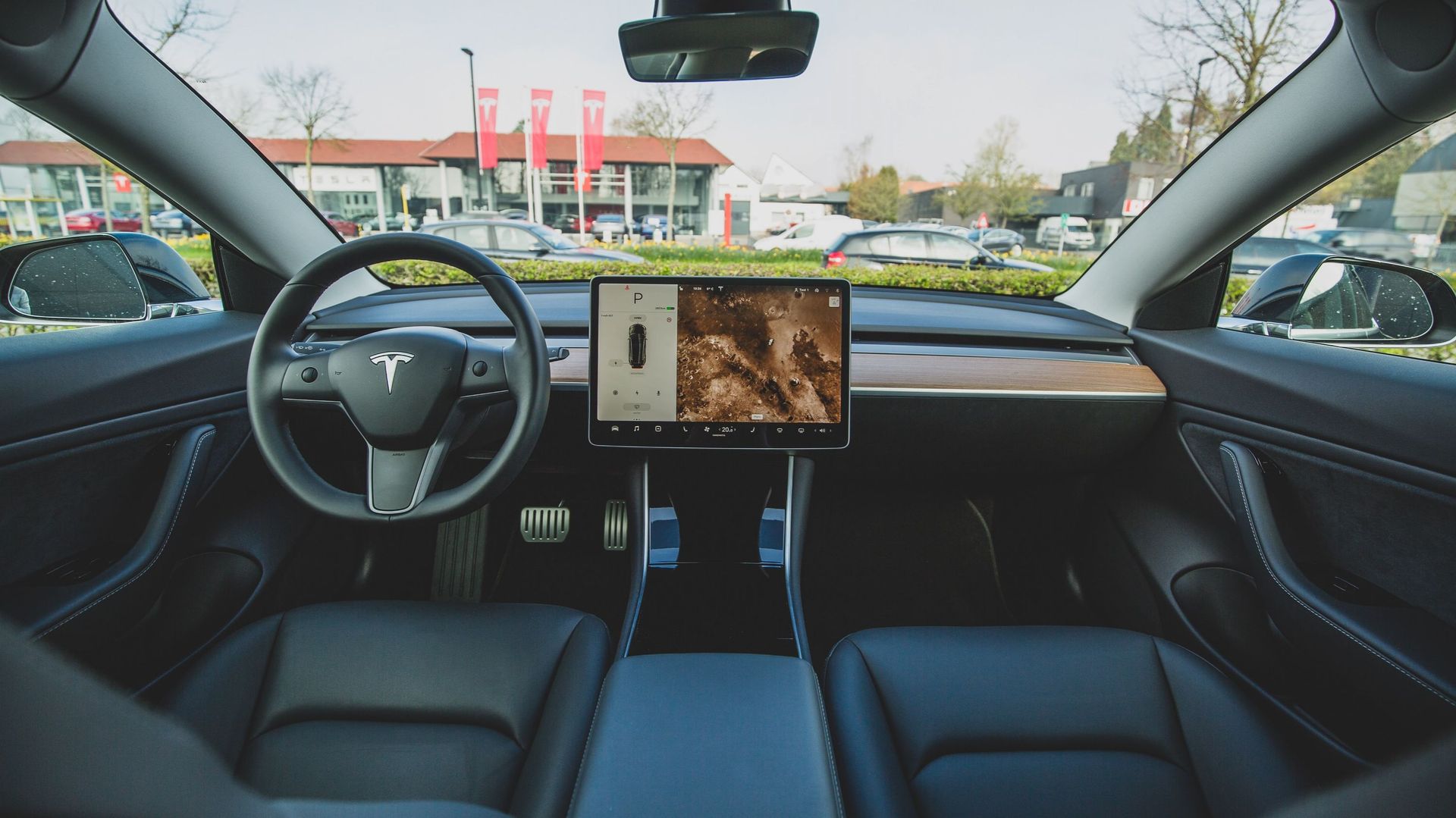 Problèmes d'accélération : Tesla dément les rumeurs
