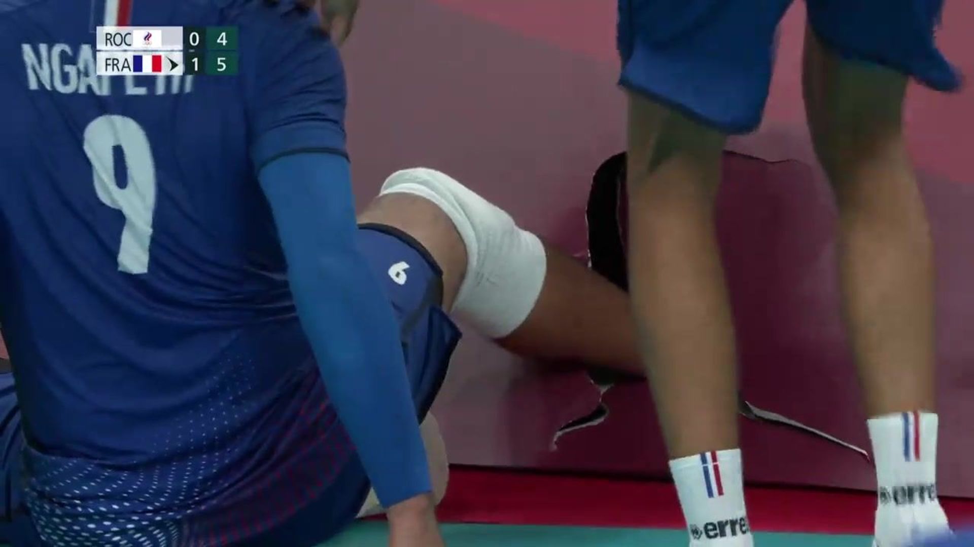 JO Tokyo 2020 : Earvin Ngapeth, la star du volley français, tombe dans le panneau