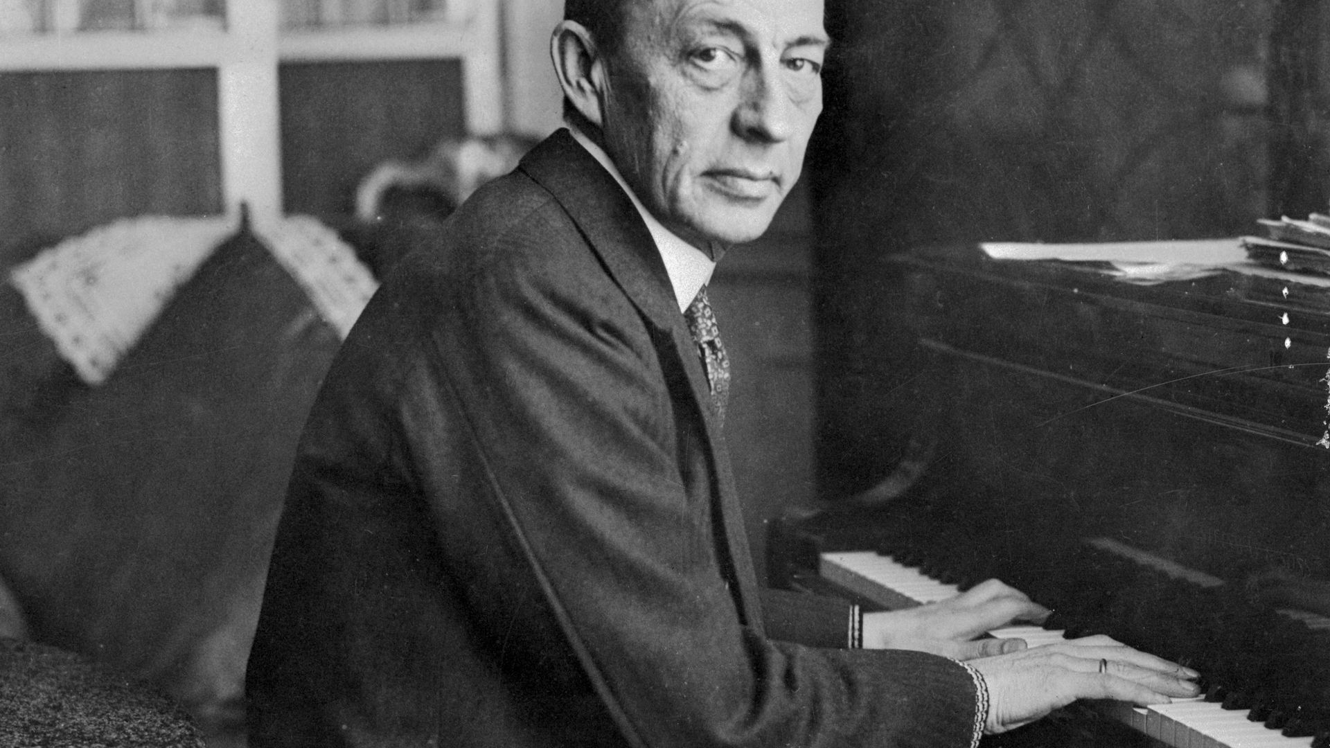 Sergueï Rachmaninov au piano