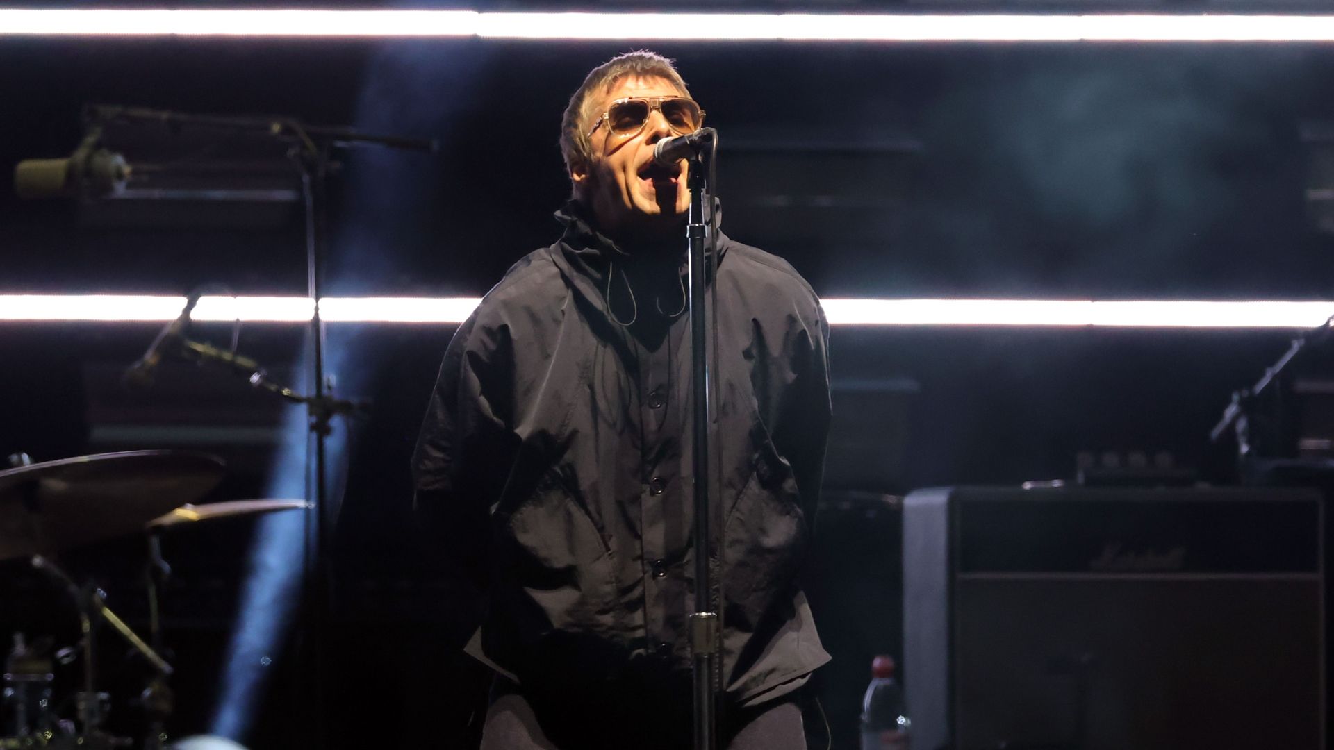 Oasis en Corée du Sud : Mike Moore remplace le guitariste Bonehead pour la tournée asiatique