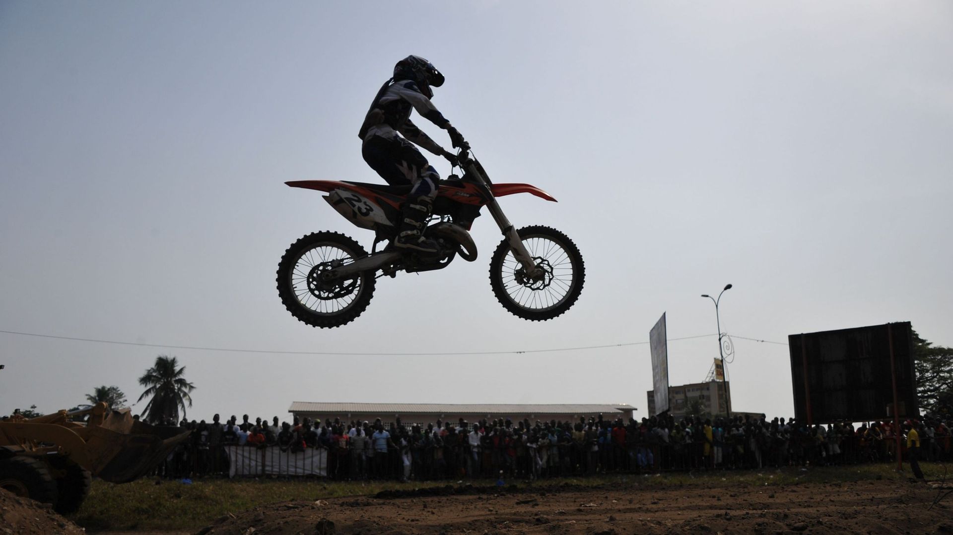 Le championnat du monde de motocross débute ce samedi au Qatar