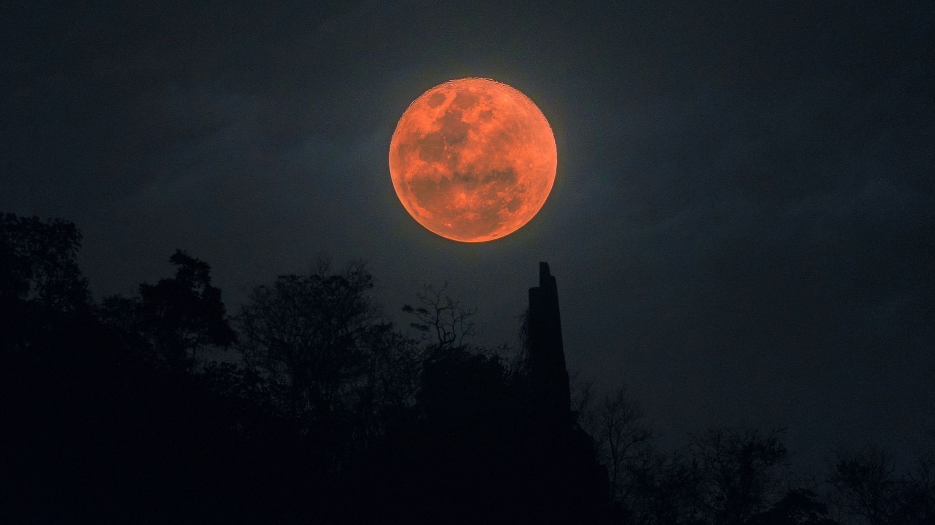 Pourrons-nous observer l’éclipse totale et la nouvelle Lune de sang du dimanche 7 septembre ?