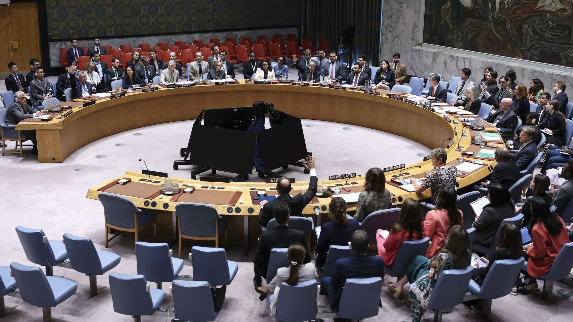 Nucléaire : le rétablissement des sanctions contre l’Iran inéluctable