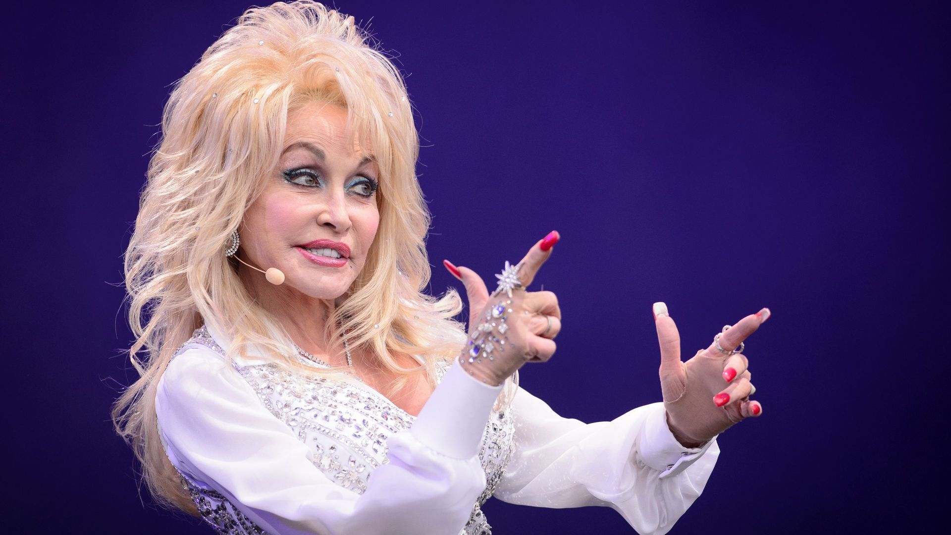 La chnateuse américaine Dolly Parton va avoir droit à sa série sur Netflix.