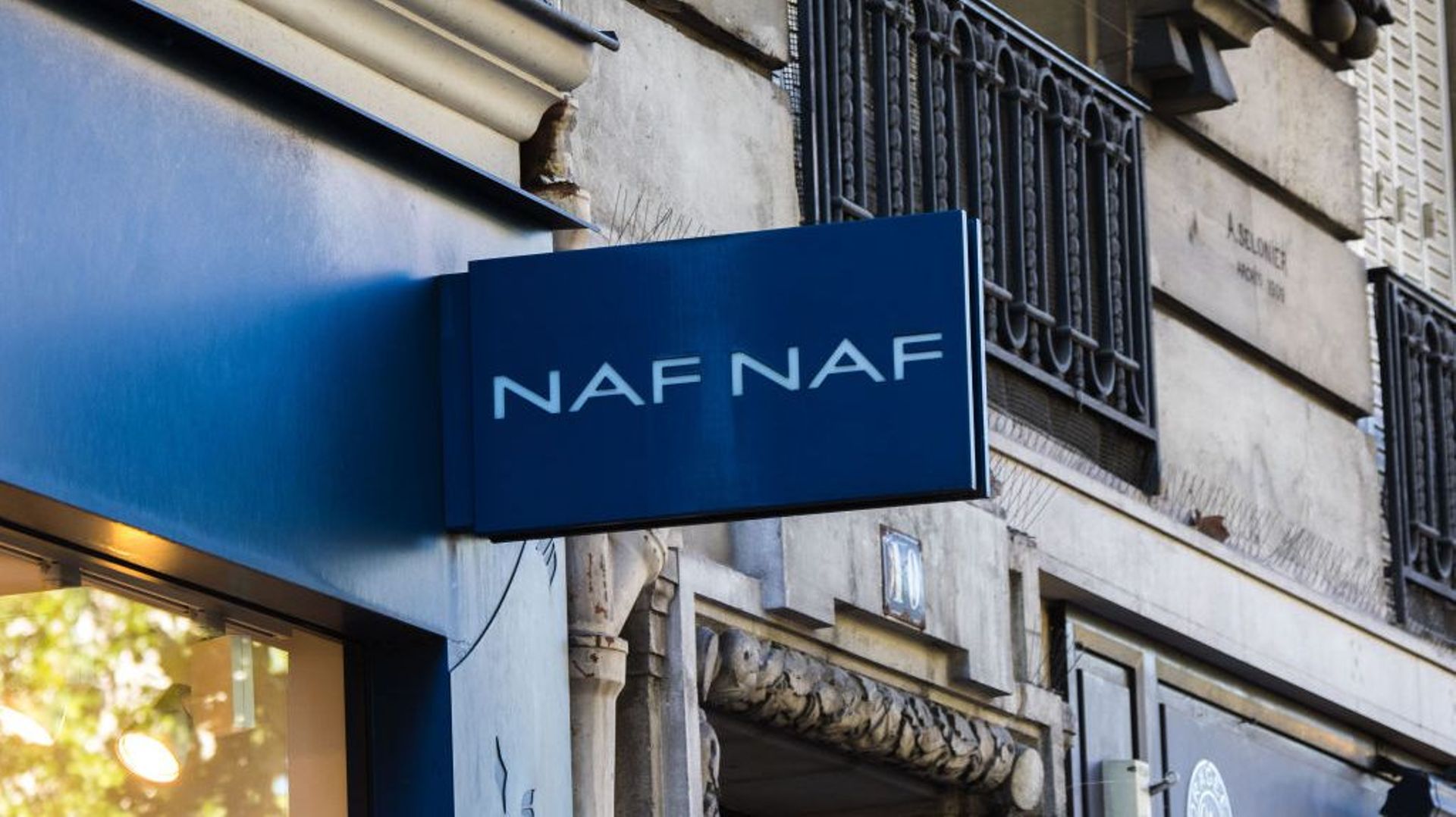 L’enseigne de prêt-à-porter Naf Naf en liquidation judiciaire, ferme ses magasins en Belgique