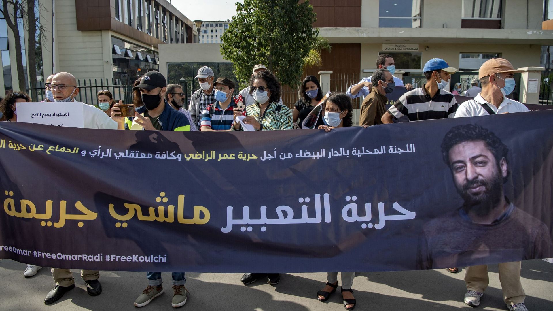 En septembre 2020, les proches d’Omar Radi manifestaient pour dénoncer une arrestation sans fondement.