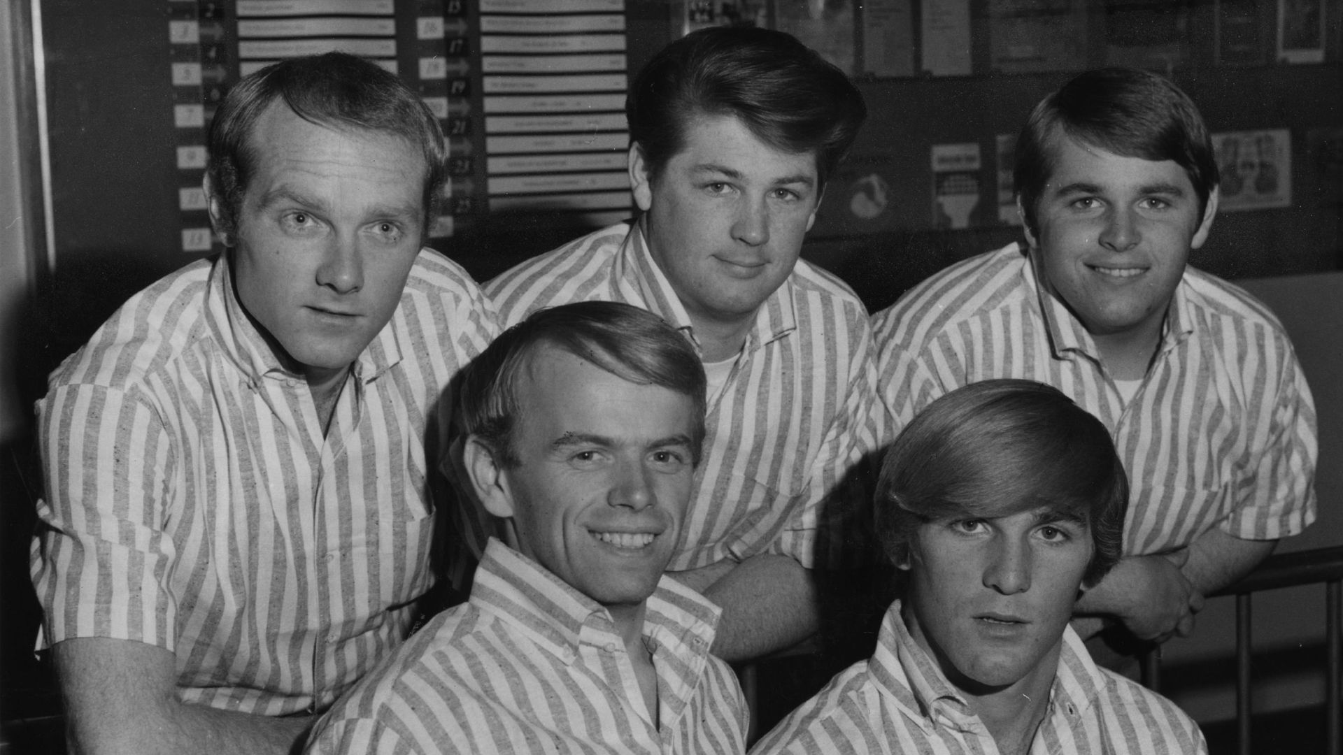 Les Beach Boys : de gauche à droite : Mike Love, Al Jardine, Brian Wilson, Dennis Wilson (1944 - 1983) et Carl Wilson (1946 - 1998)