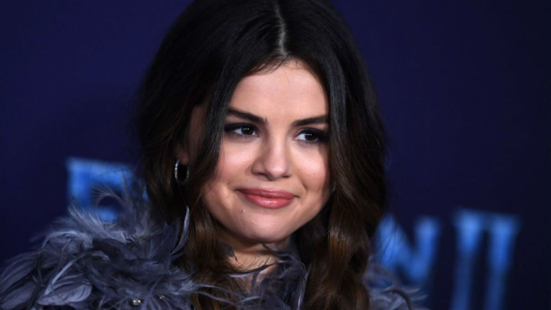 Selena Gomez prépare le lancement de produits cosmétiques.