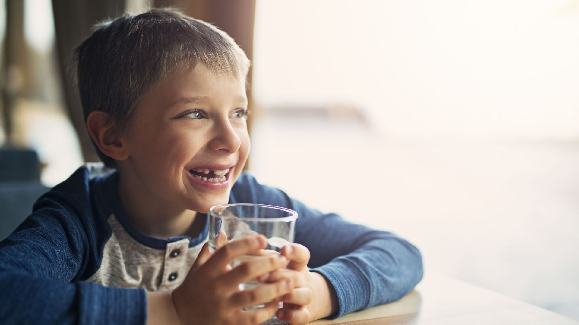 Une meilleure hydratation pour favoriser la capacité à se montrer multitâche chez les enfants?