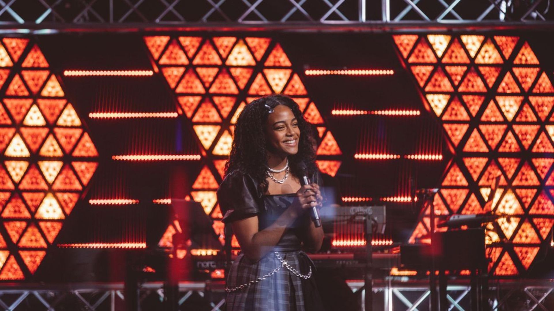 The Voice 2021 Khadija reprend Jorja Smith avec sa ''voix de dingue'' RTBF Actus