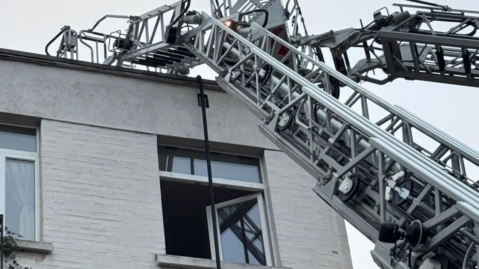 Forest : une femme blessée dimanche soir dans l'incendie d'une maison de trois étages