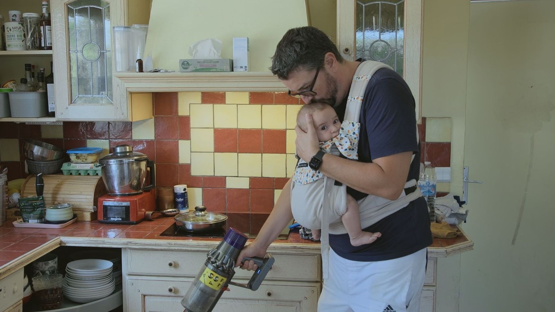 100 milliards d’euros : le coût du machisme dévoilé dans le documentaire "Éduquons nos fils"