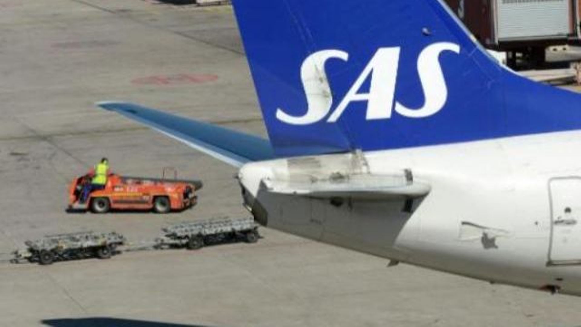 SAS est confrontée à la concurrence féroce des compagnies à bas prix, au prix élevé du carburant et à la surcapacité.