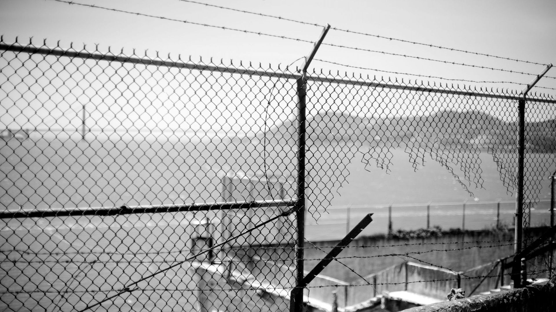 À l’occasion de la diffusion de "L’évadé d’Alcatraz" dans le Classic Ciné de ce mercredi 6 septembre, La Trois vous propose un top 5 des évasions carcérales qui ont inspiré le cinéma.