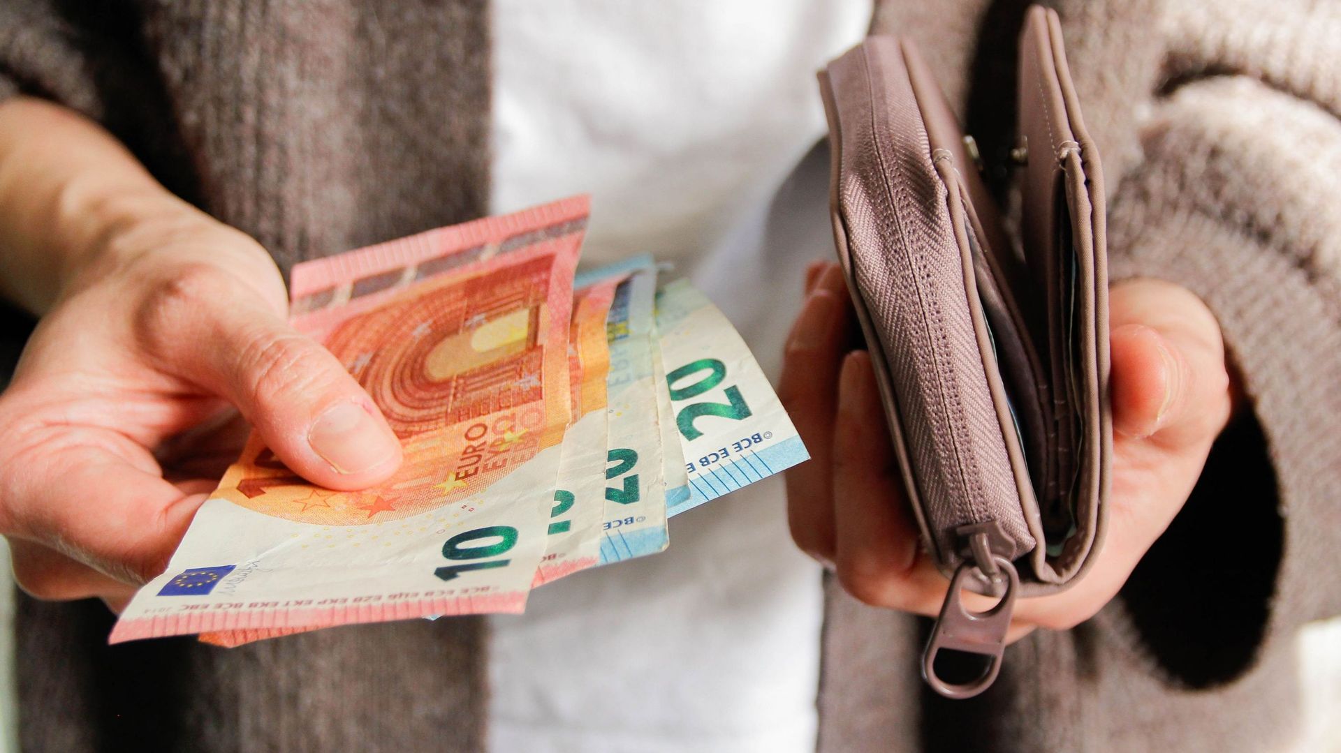 La réforme du chômage désavantage-t-elle moins les Flamands que les Wallons et les Bruxellois ?