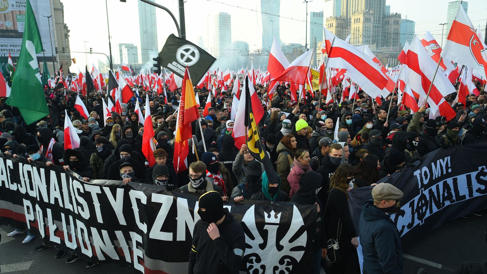 Pologne : des milliers de personnes à une "manifestation d'Etat" organisée par l'extrême droite