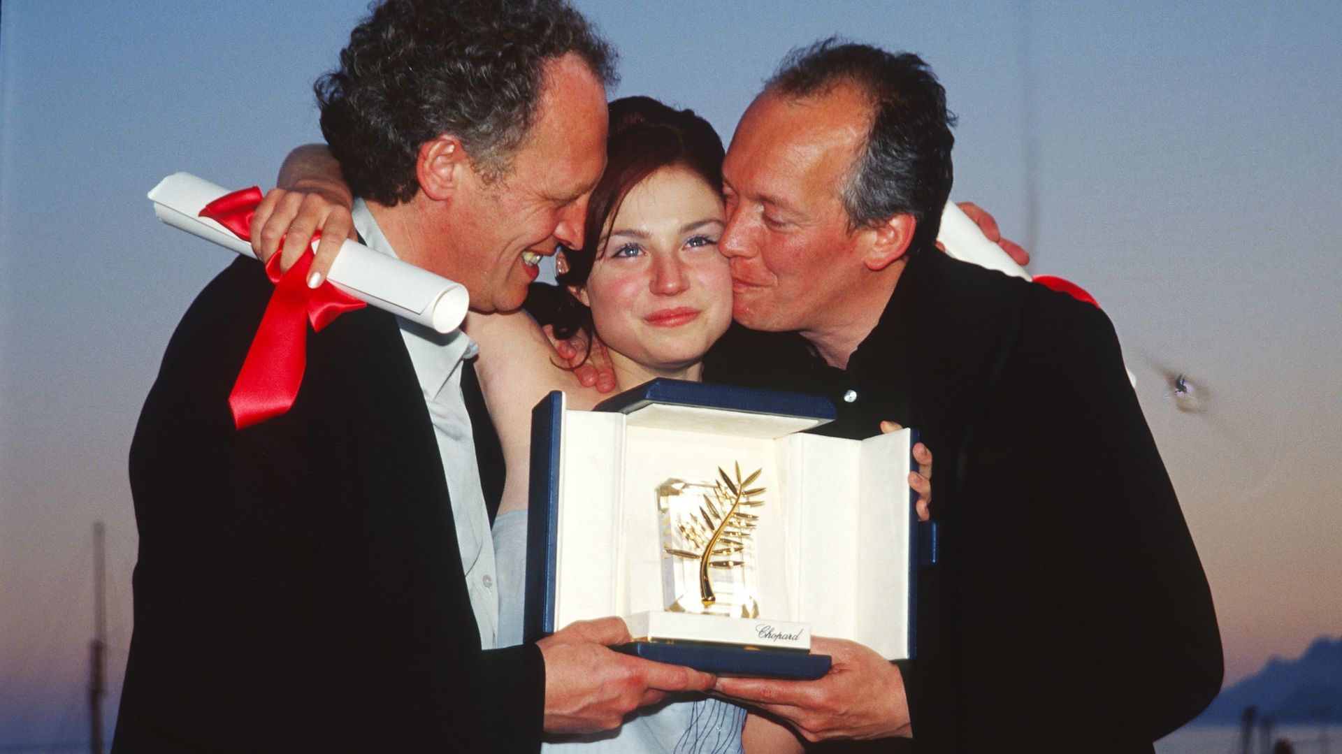 Jean-Pierre et Luc Dardenne, avec Émilie Dequenne, Cannes 1999.