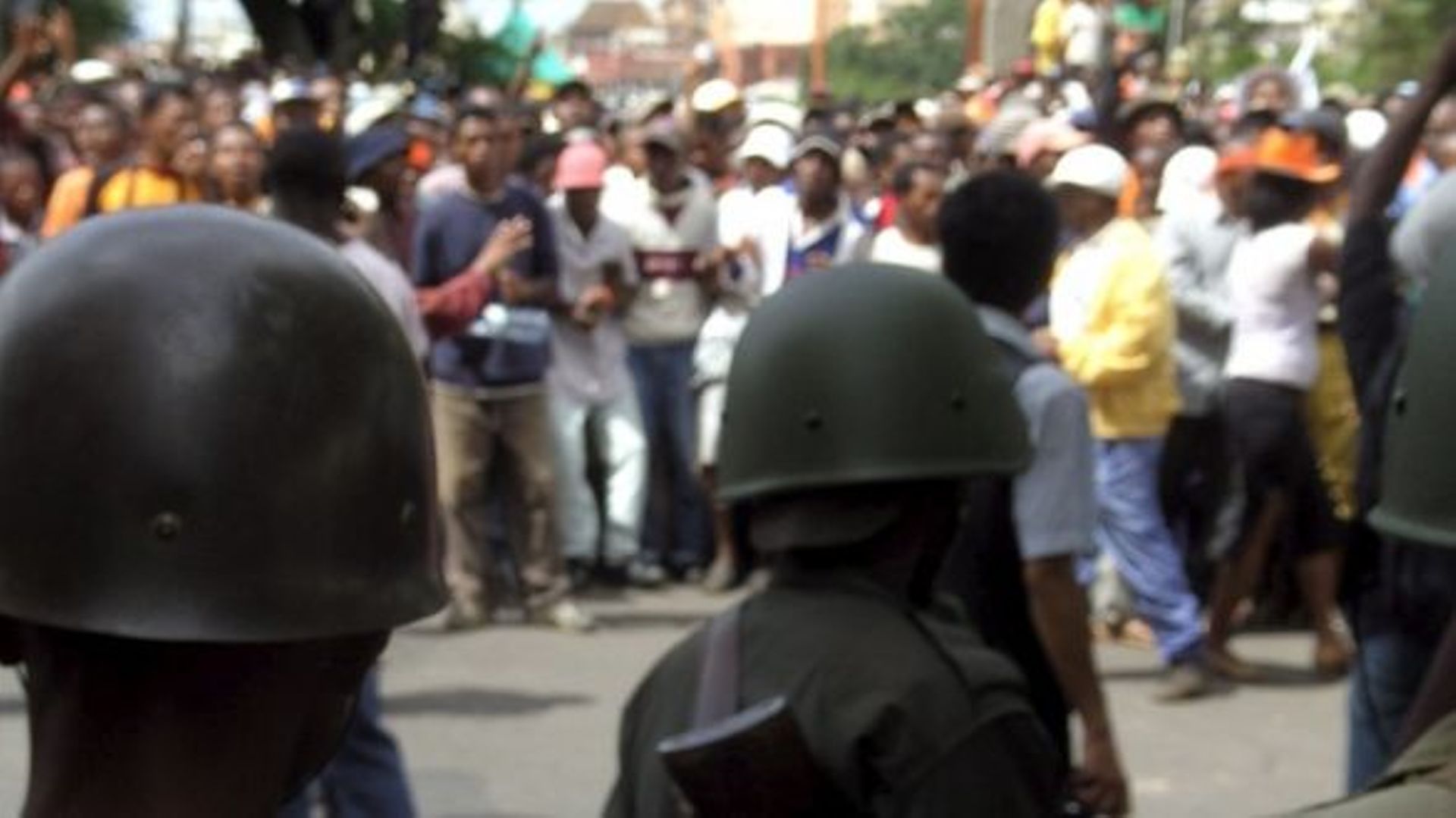 Madagascar S enfonce Dans La Crise madagascar-s-enfonce-dans-la-crise