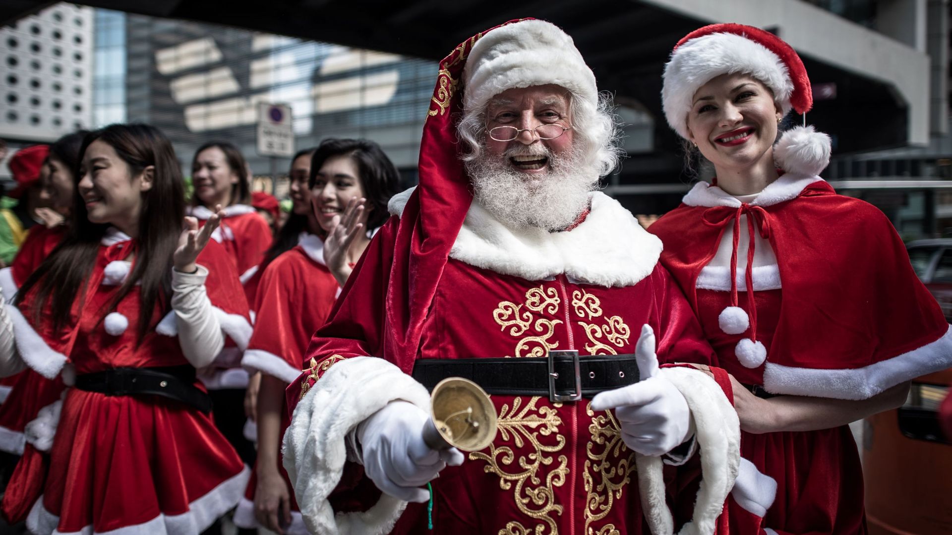 Père Noël : faut-il faire croire aux enfants qu'il existe ?