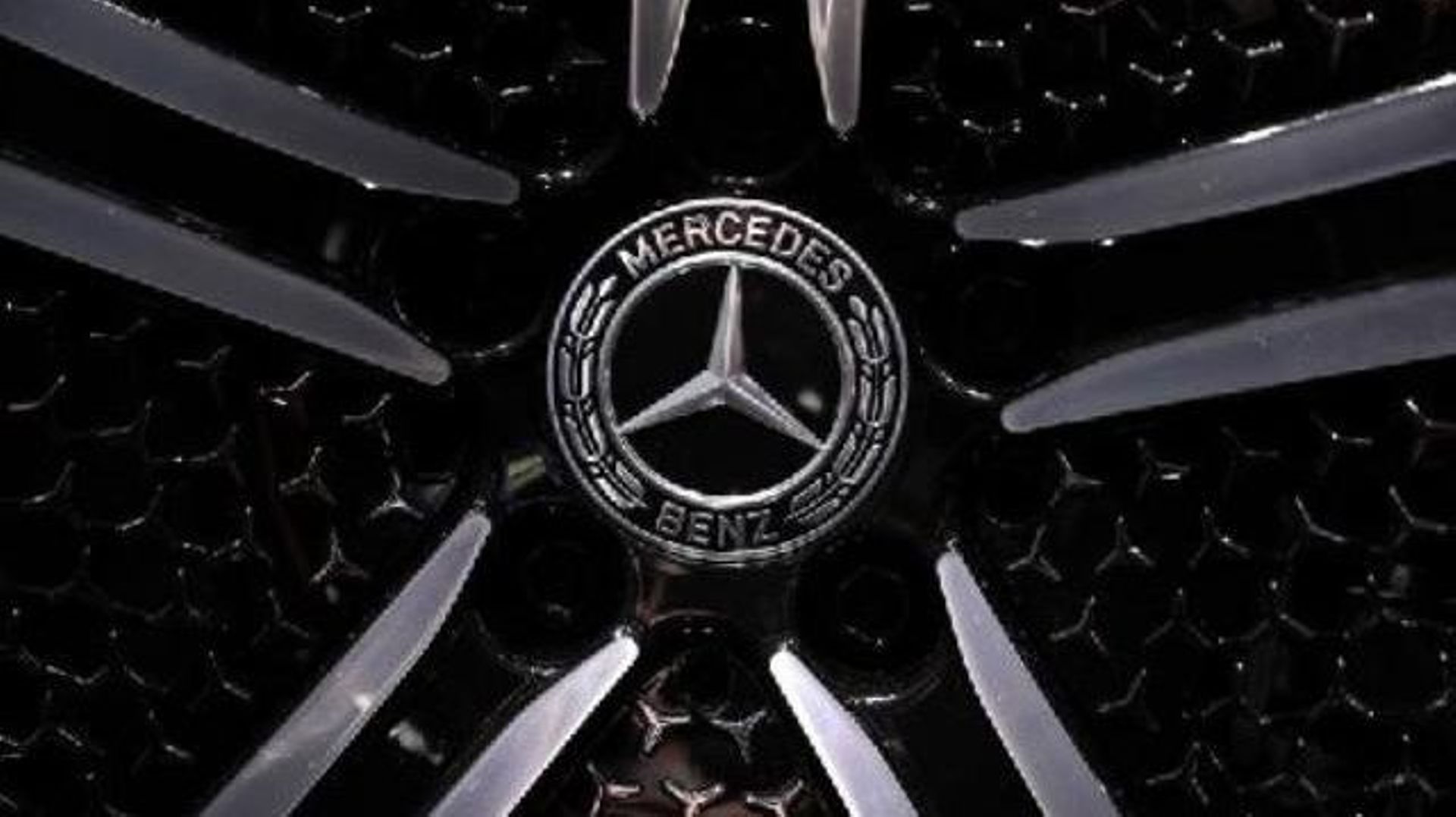 Pénurie de puces électroniques - Fermeture anticipée pour des usines Mercedes-Benz en Allemagne et en Hongrie