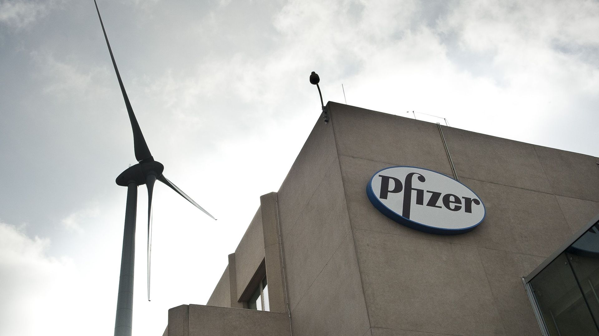 Pfizer veut recruter rapidement 150 nouveaux employés pour la production de vaccins