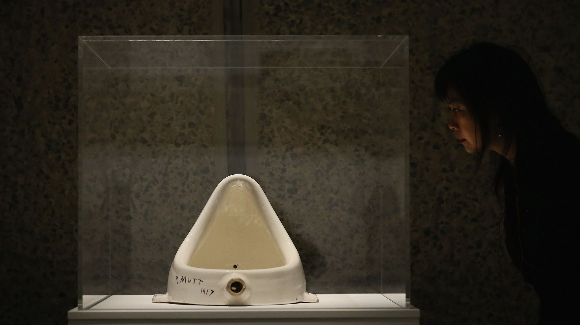 Ici à Londres, la pièce "Fontaine" de Marcel Duchamp sera présentée lors de l’exposition