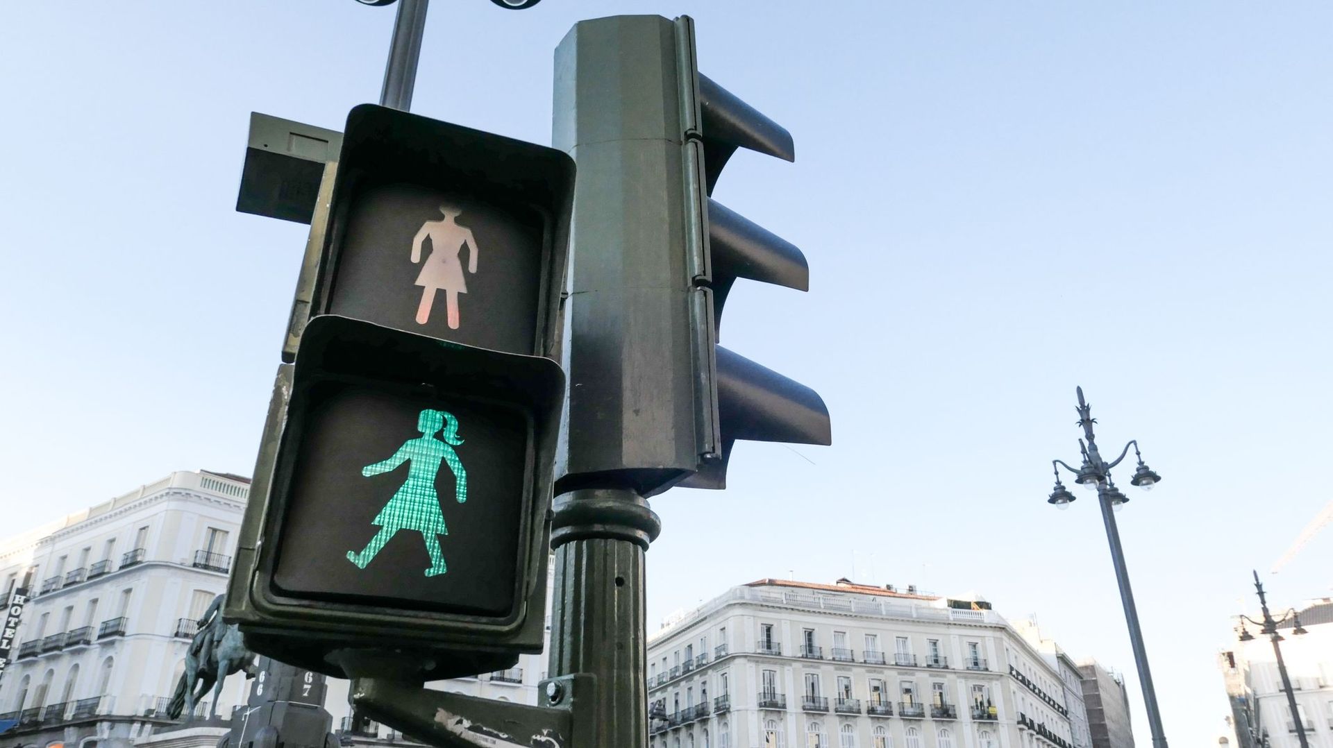 "Cela arrive presque tous les jours" : le harcèlement de rue reste fort présent en Belgique