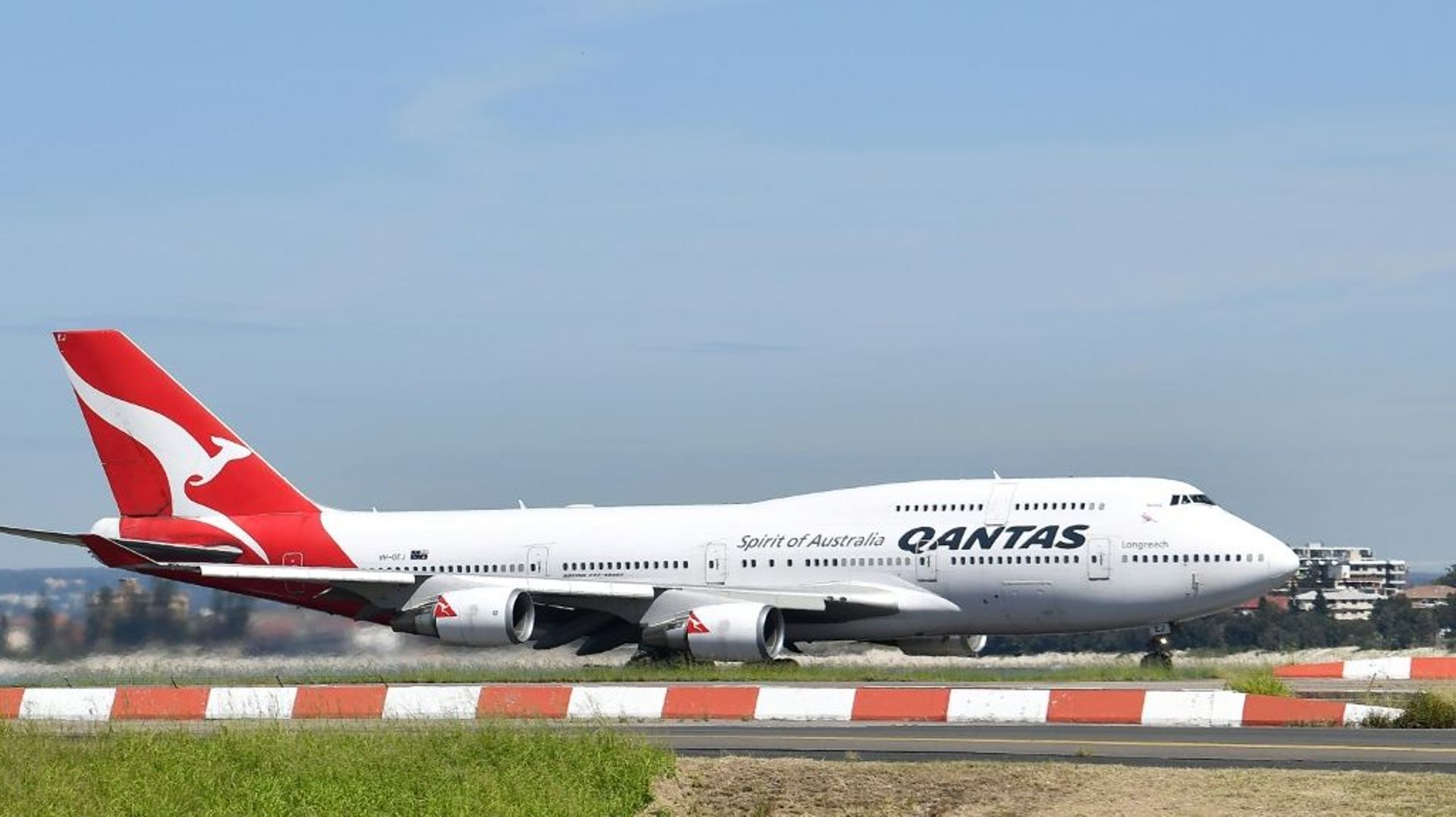 Un avion Qantas à l'aéroport de Sydney le 19 mars
