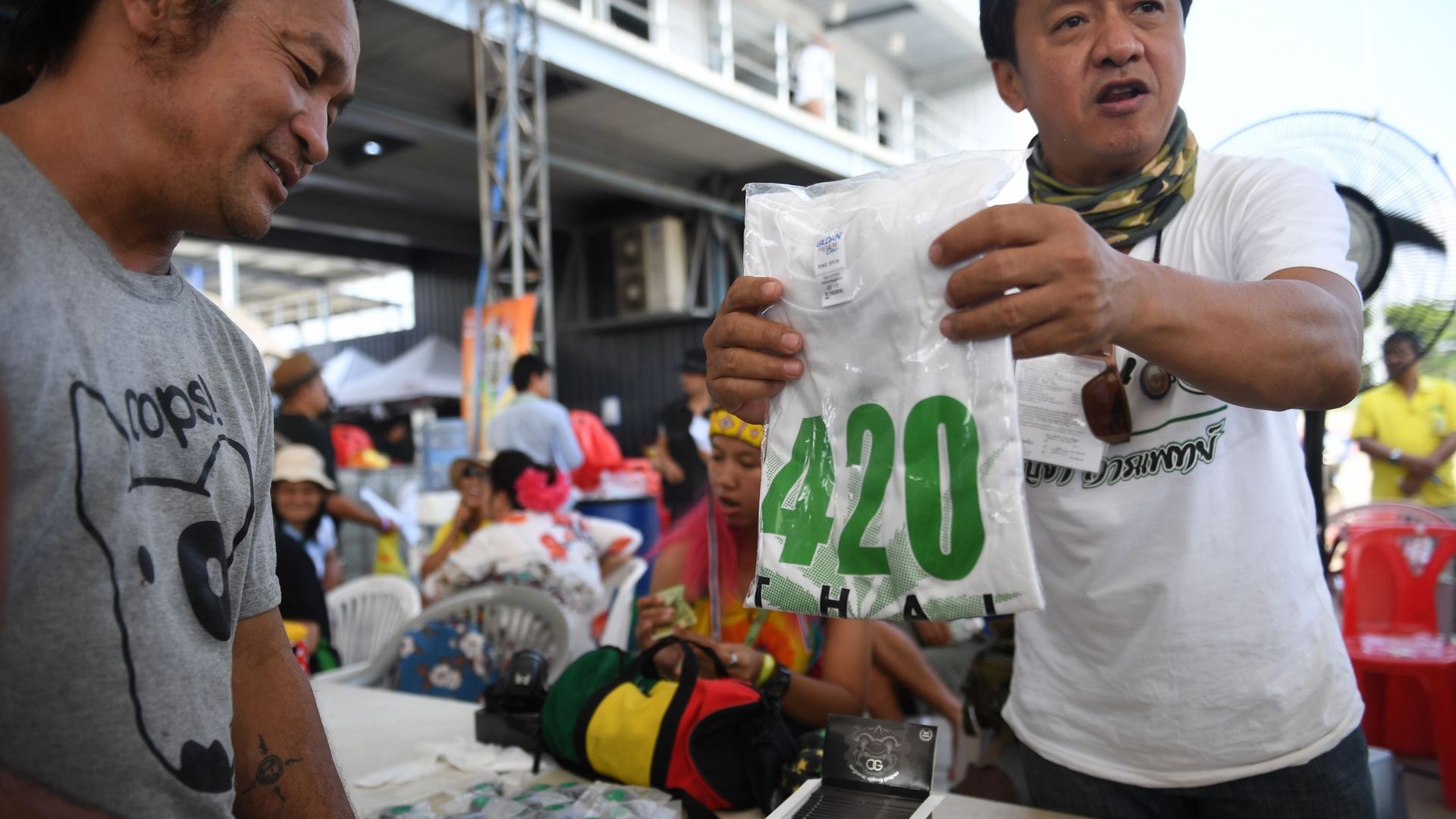 Un festival dédié à la marijuana s'est tenu ce week-end dans la province rurale du Buriram, à quelques centaines de kilomètres au nord-est de Bangkok