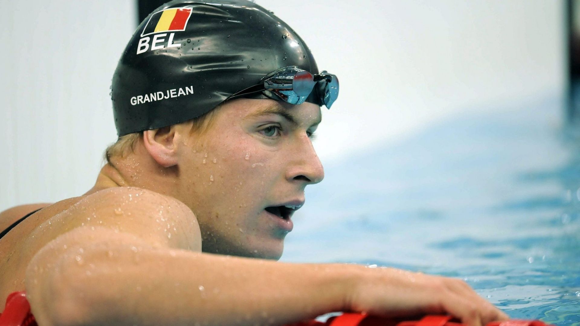 Yoris Grandjean bat son RDB du 100 m libre RTBF Actus