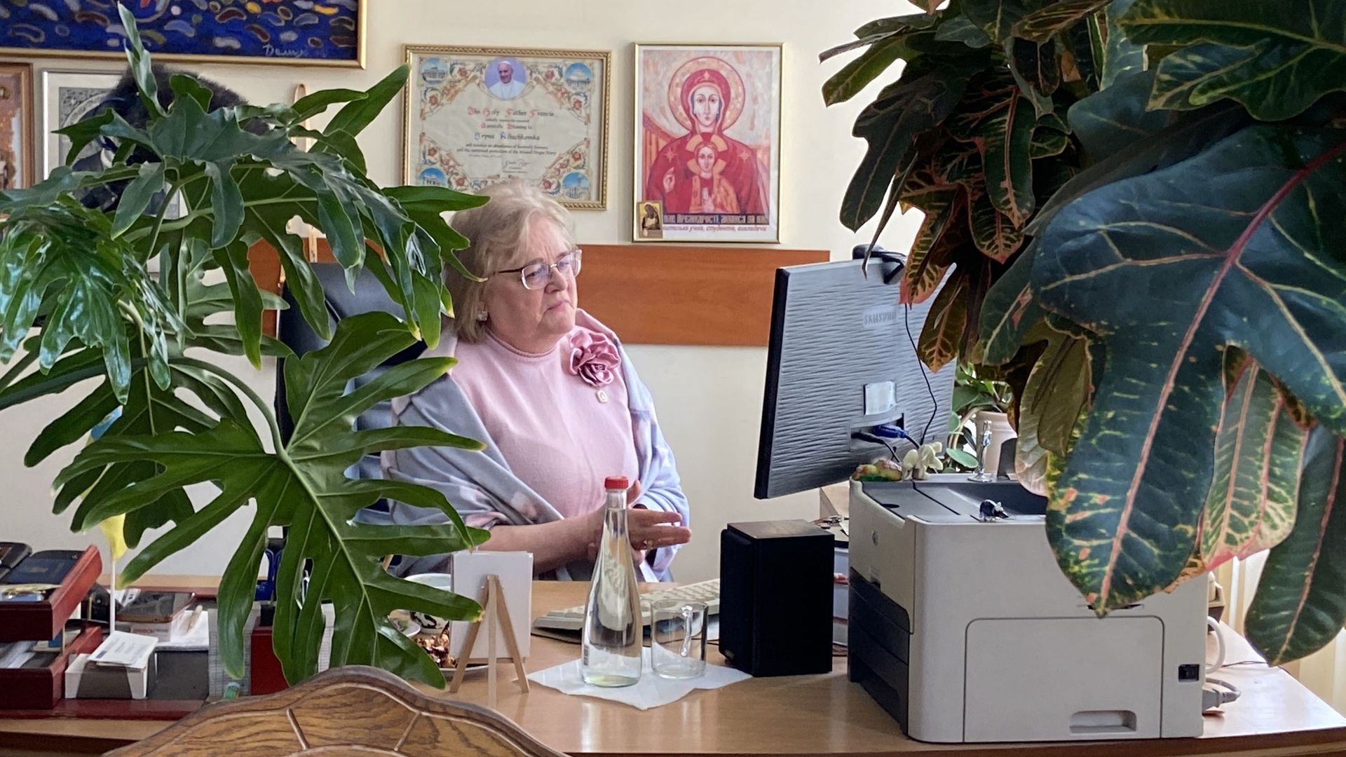 Irina Klutchovska, directrice de l’Institut de l’éducation, de la culture et de la diaspora à Lviv : "les gens commencent à comprendre qu’ils ont besoin de la langue pour se différencier des Russes qui sont venus nous détruire".