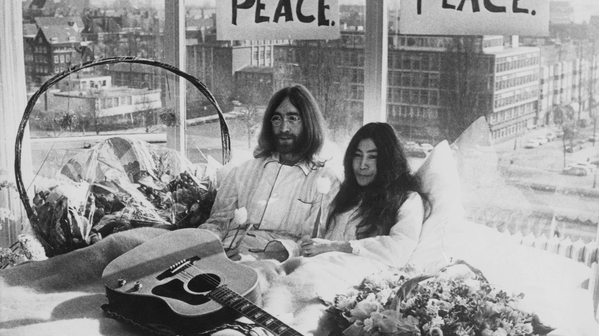 L’assassin de John Lennon s’excuse auprès de Yoko Ono