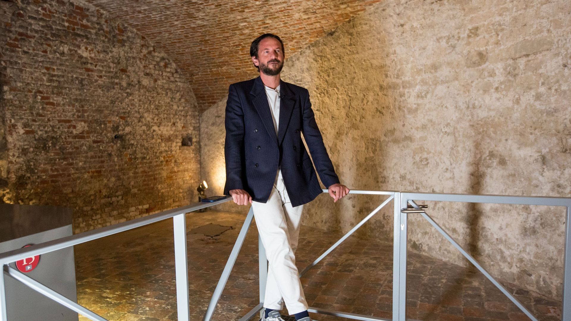 The Magician entre les murs de l'ancien palais