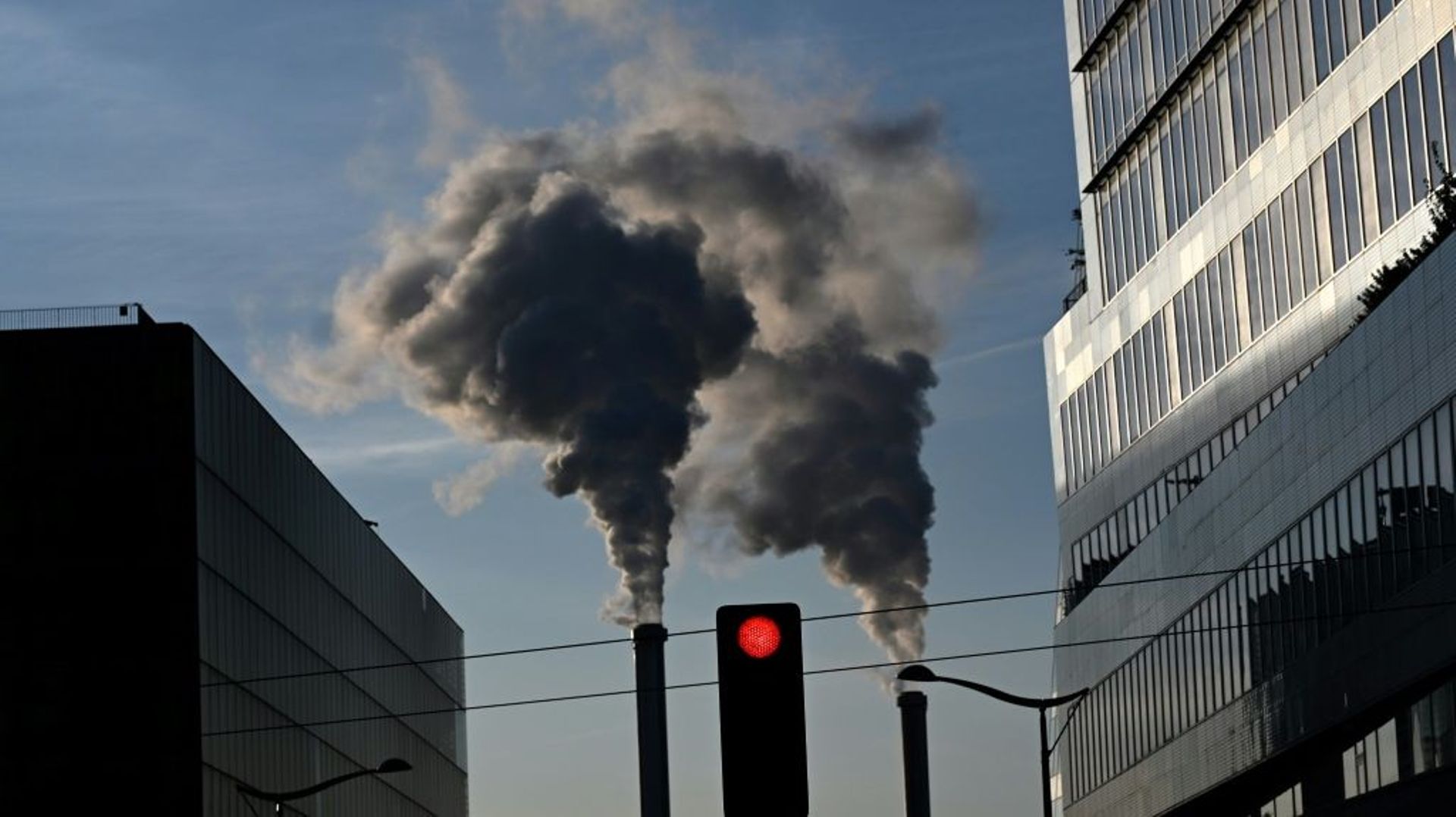 La France peine actuellement à faire baisser ses émissions de gaz à effet de serre à cause d’un recours plus important aux énergies fossiles.