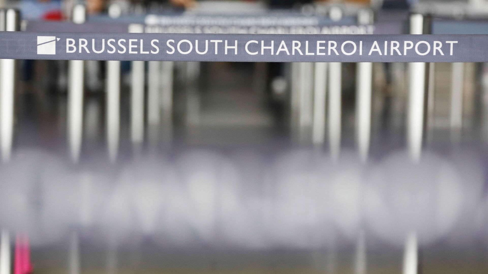 Décès d'un passager à l'aéroport de Charleroi en 2018: le PS demande au ministre de l'Intérieur de faire toute la lumière