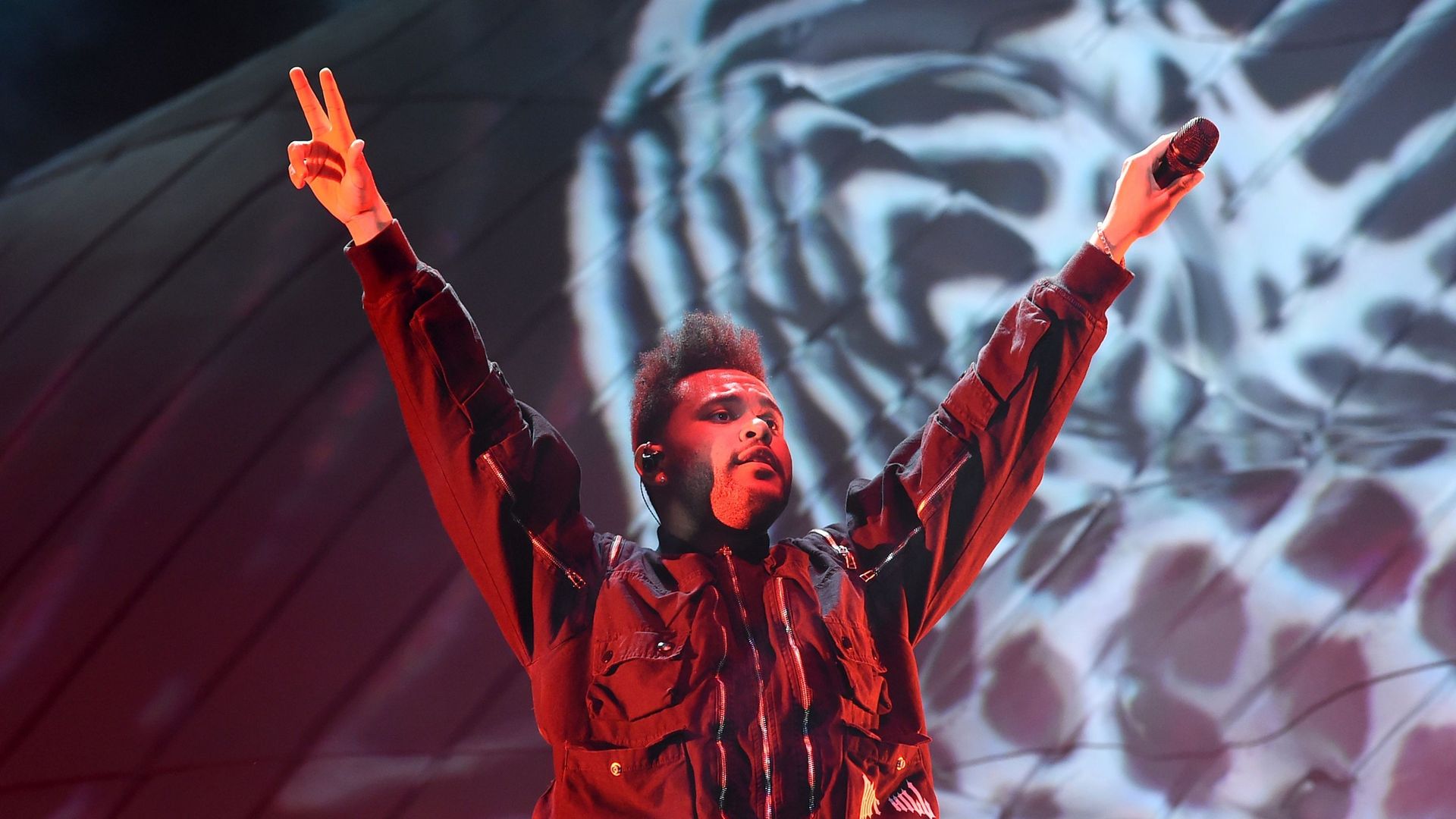 Le chanteur canadien The Weeknd sera la vedette du prochain spectacle de la mi-temps du Super Bowl.