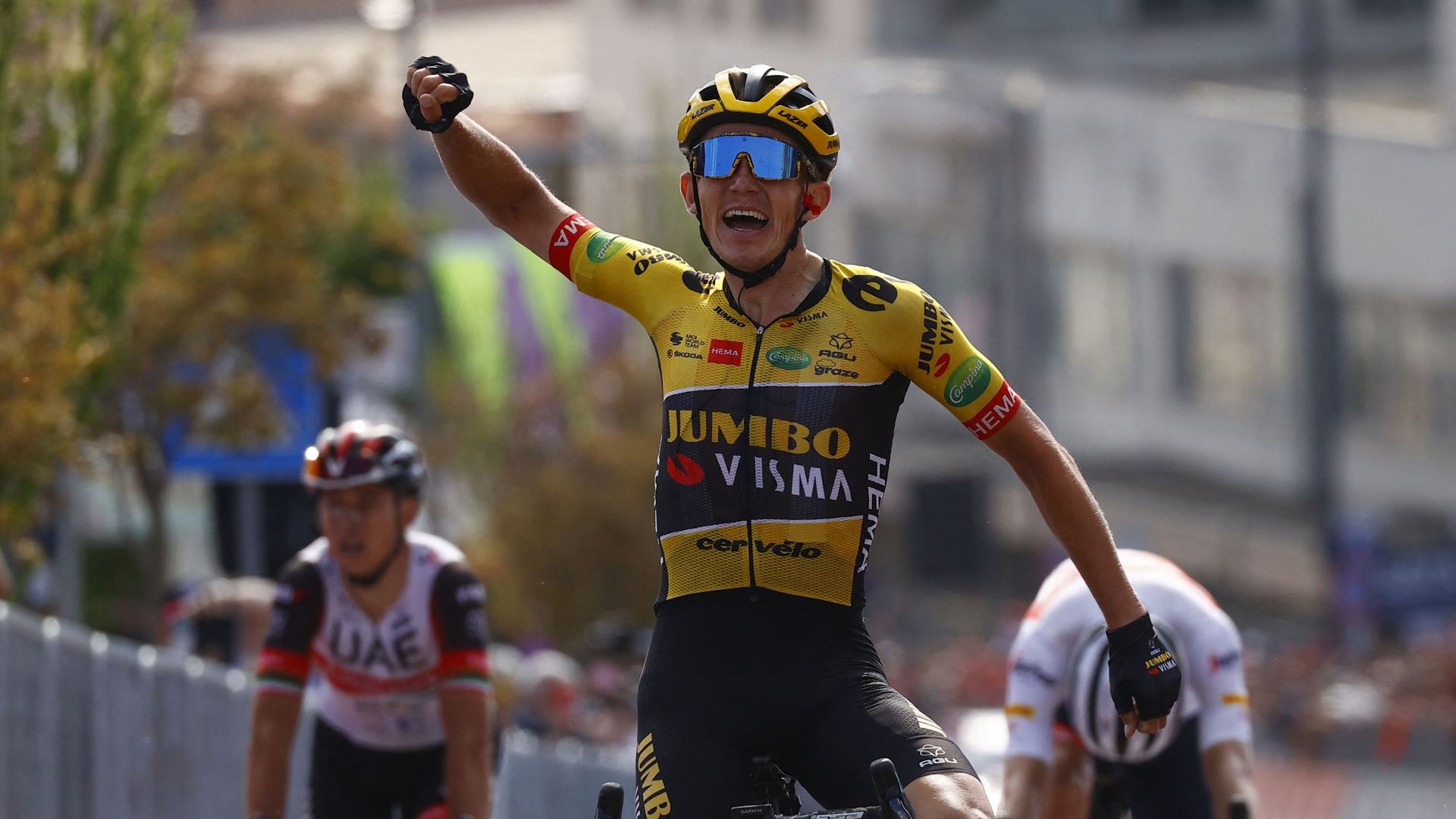 Giro 2022 : les classements après la septième étape remportée par Bouwman, López toujours leader