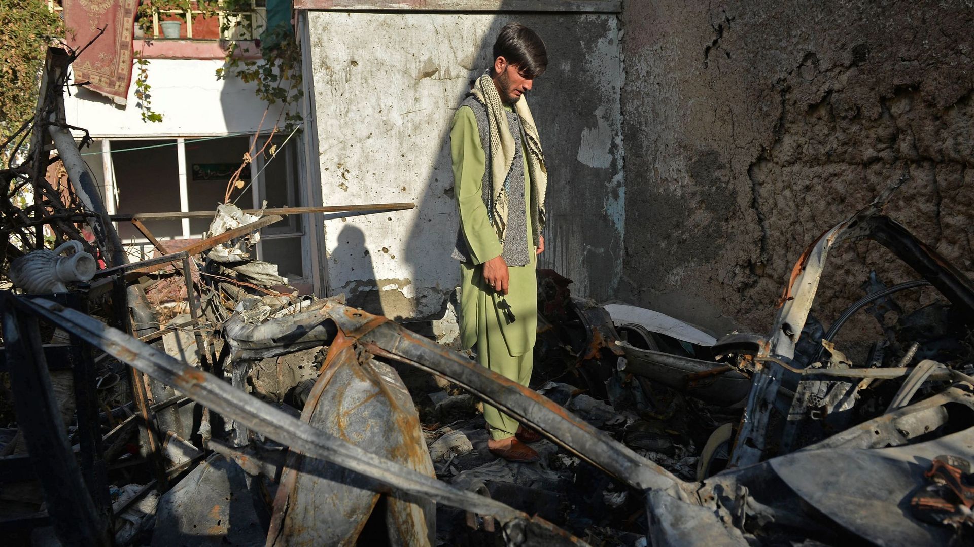 Débris de la maison endommagée par une frappe de drone américaine dans le quartier de Kwaja Burga à Kaboul