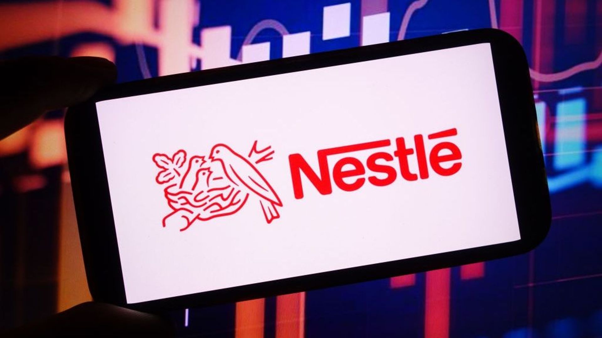 Nestlé : de crise en crise, que se passe-t-il chez le géant de l’agroalimentaire ?