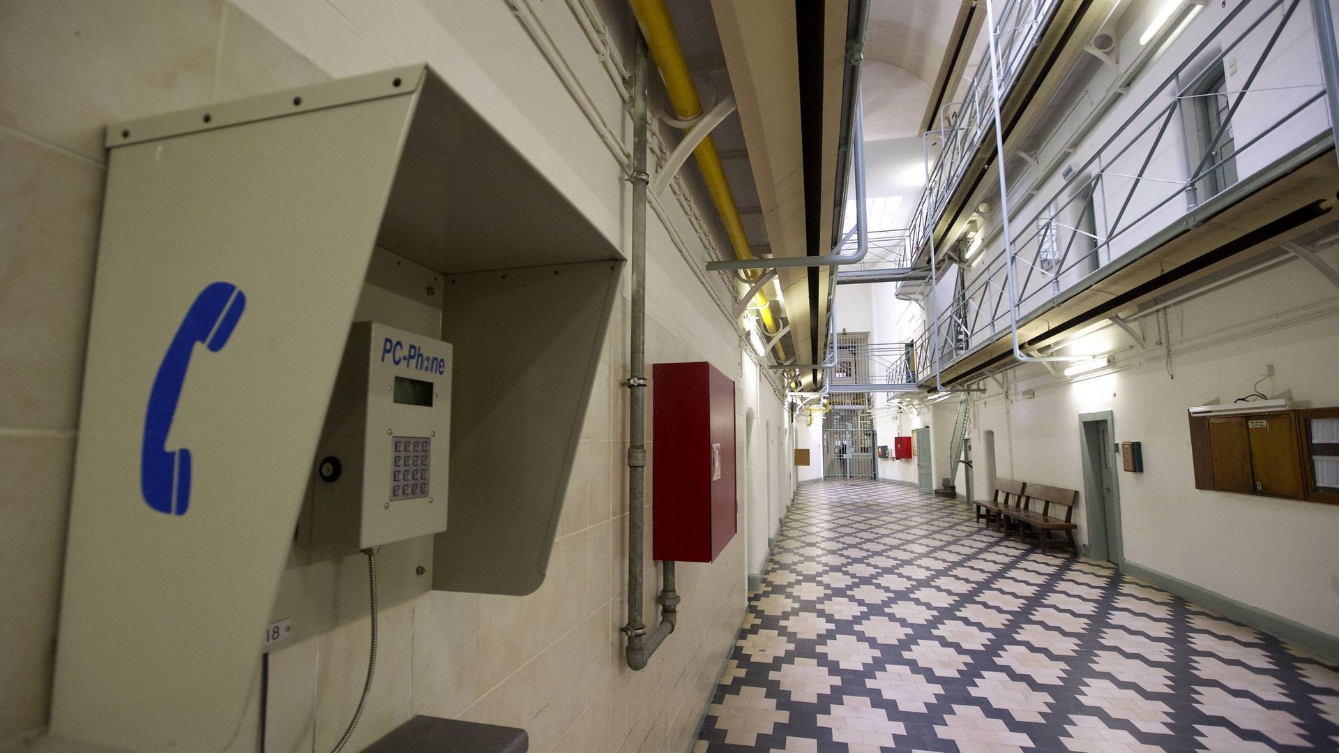Illustration: une cabine téléphonique dans la prison de Leuven