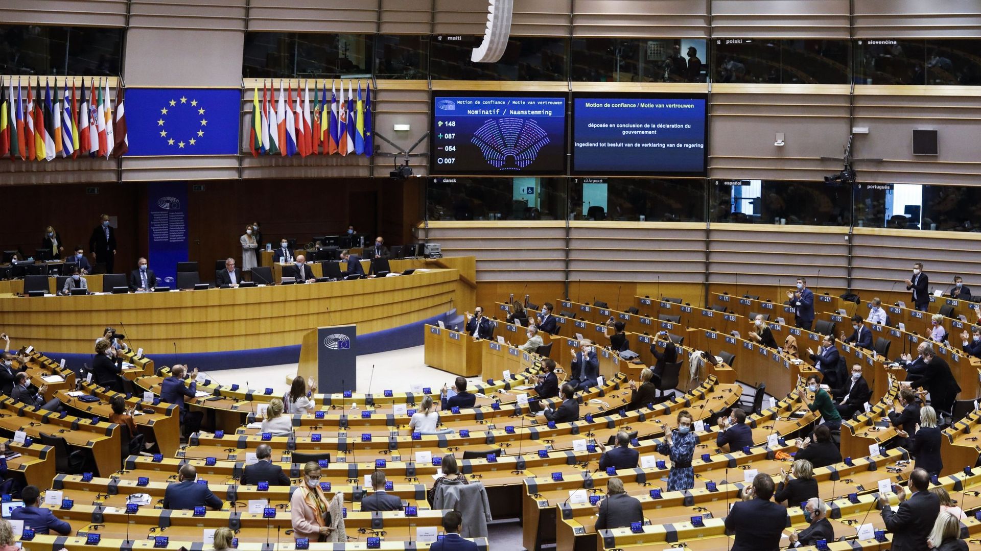 État de droit : le Parlement européen se prépare à poursuivre la Commission pour inaction