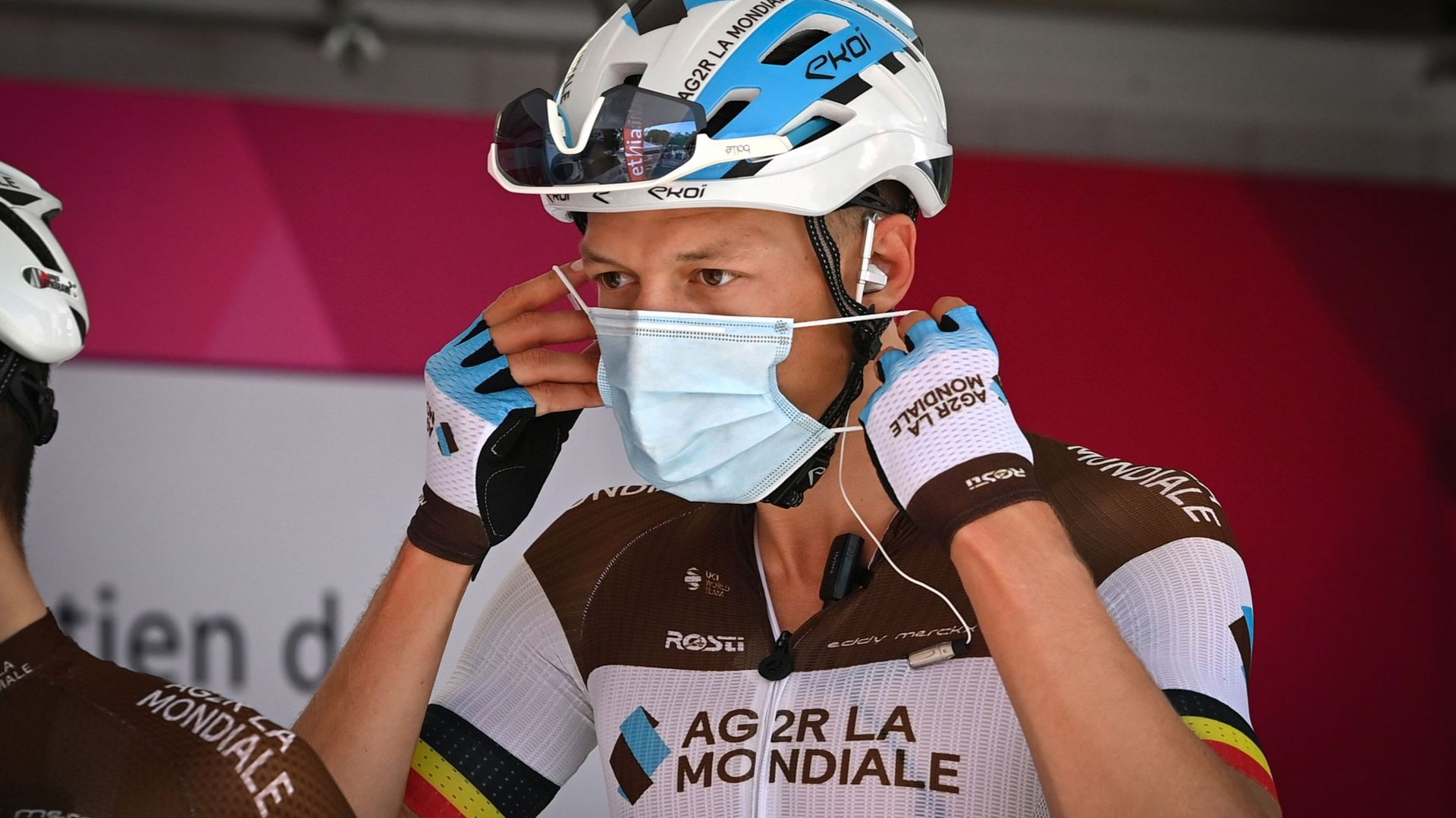 Tour de France : Oliver Naesen seul Belge de la sélection d'AG2R pour la dernière de Bardet