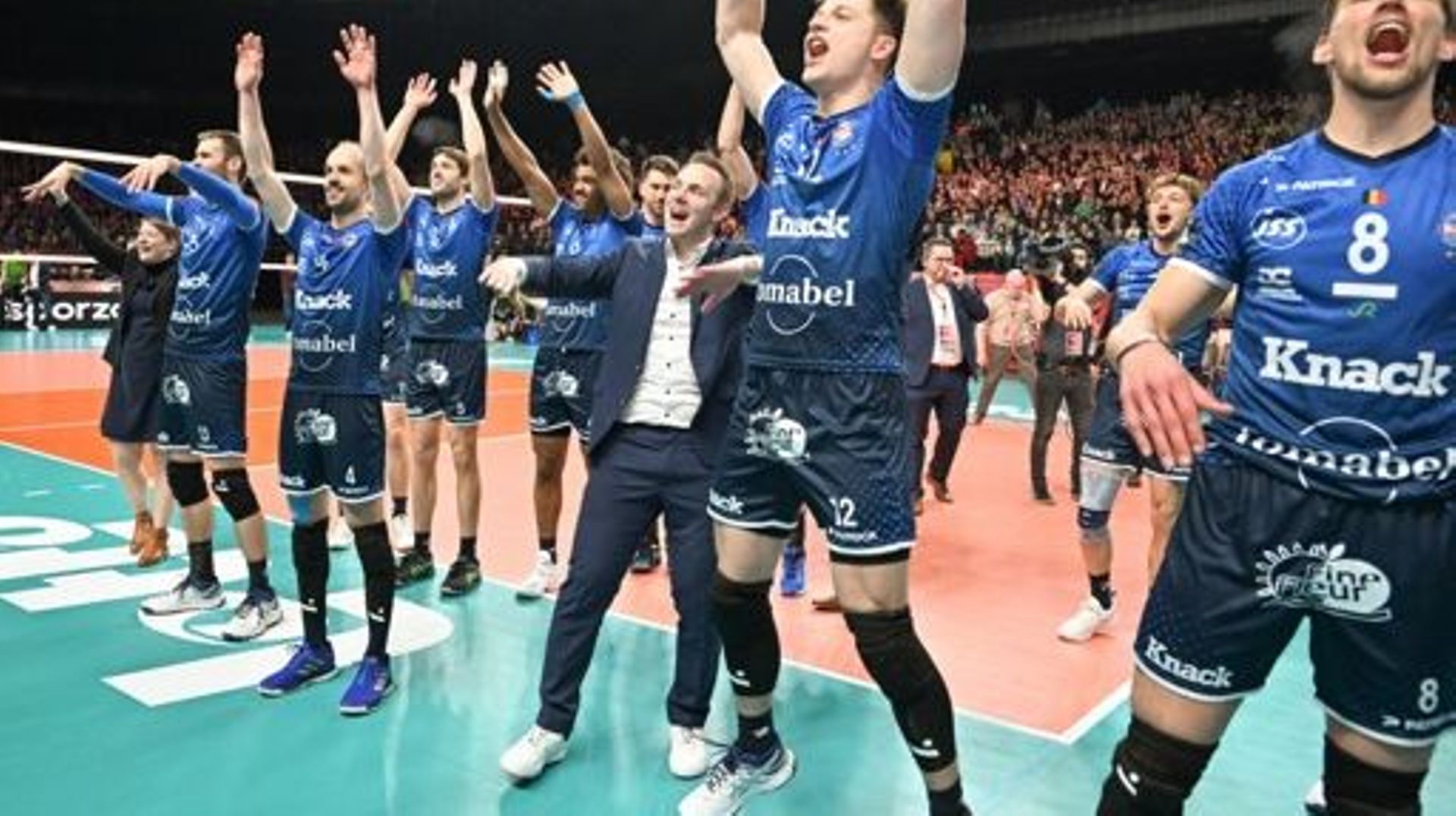 Roeselare's players and Roeselare's head coach Steven Vanmedegael celebrate after winning the match between Knack Volley Roeselare and Decospan Volley Team Menen, the final match in the men Belgian volleyball cup competition, Sunday 26 February 2023 in Me