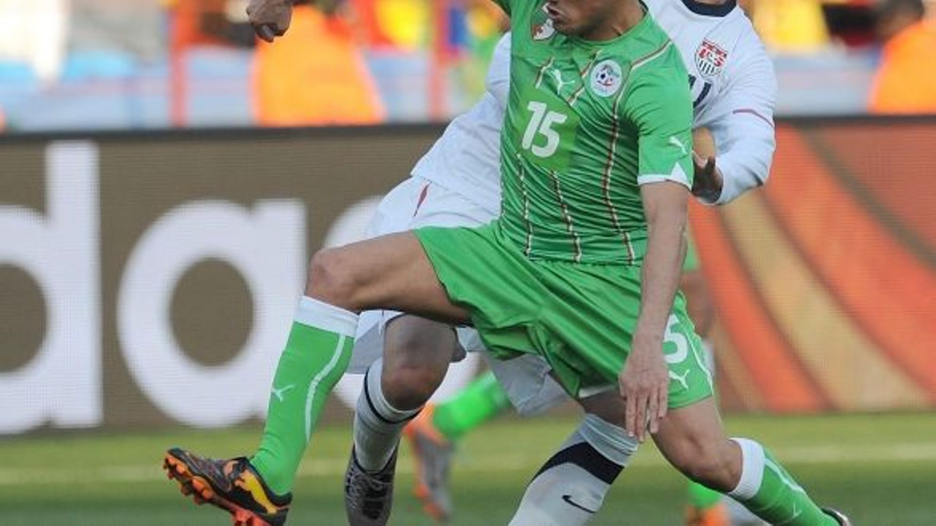 Ziani indisponible pendant 2 à 3 mois RTBF Actus