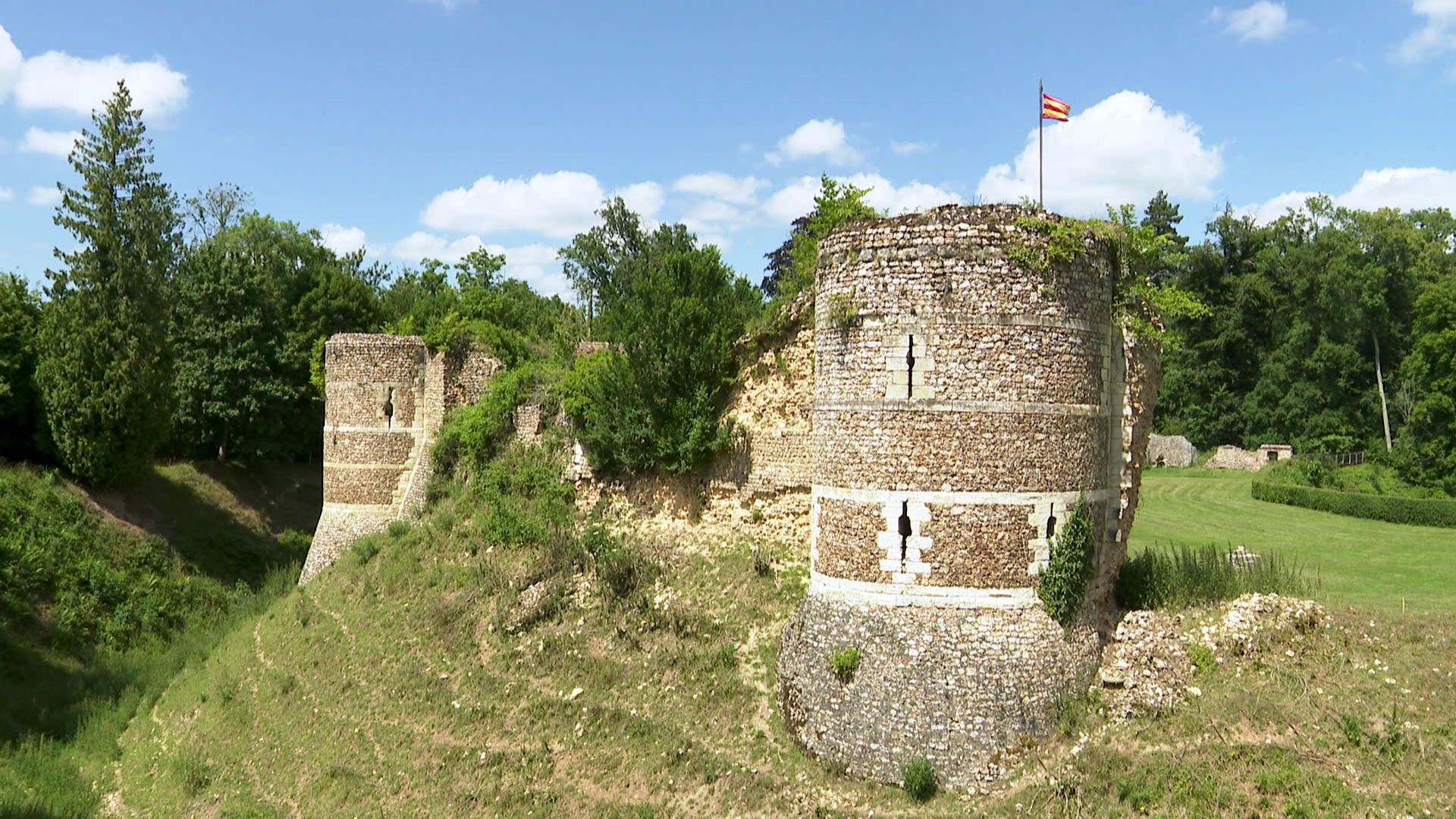 Forteresse médiévale du Domaine d’Harcourt en Normandie