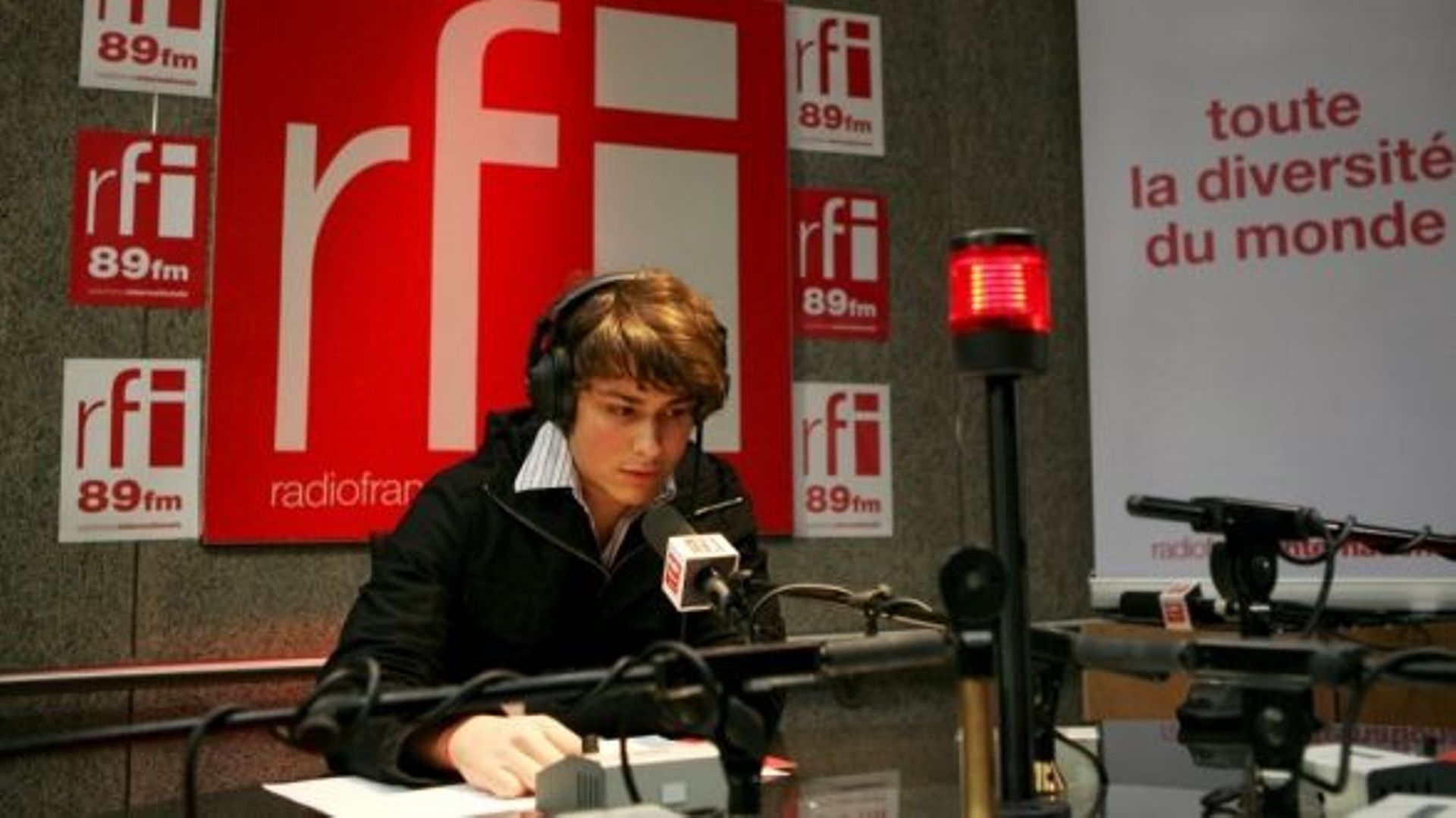 Congo: une radio française interdite de diffusion - RTBF Actus