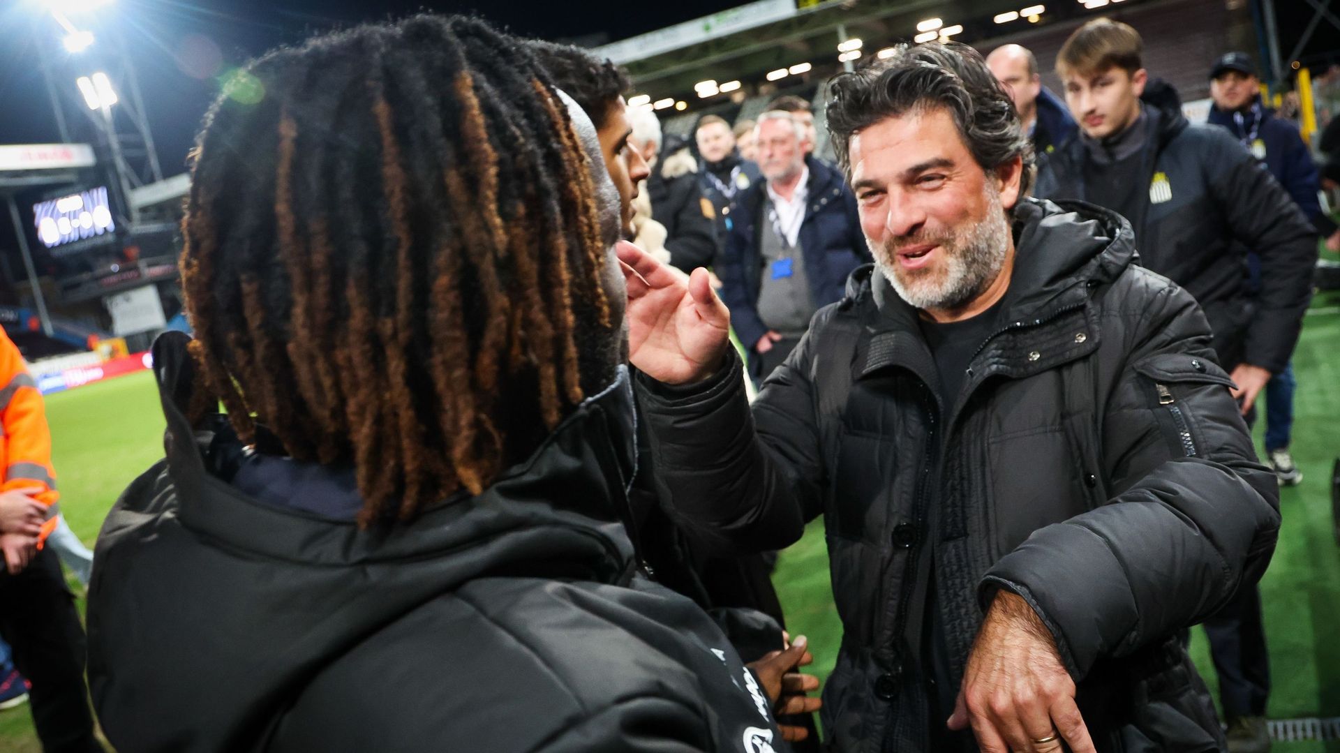 Parfait Guiagon à Charleroi jusqu’en 2028 : Mehdi Bayat annonce la prolongation de l’homme du match face à Bruges